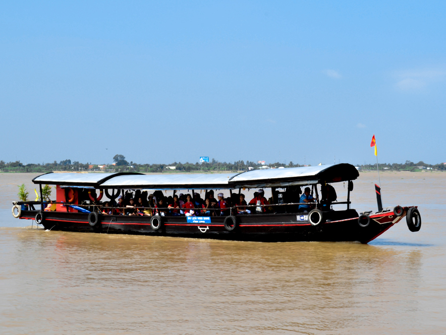 tau-vinh-sang